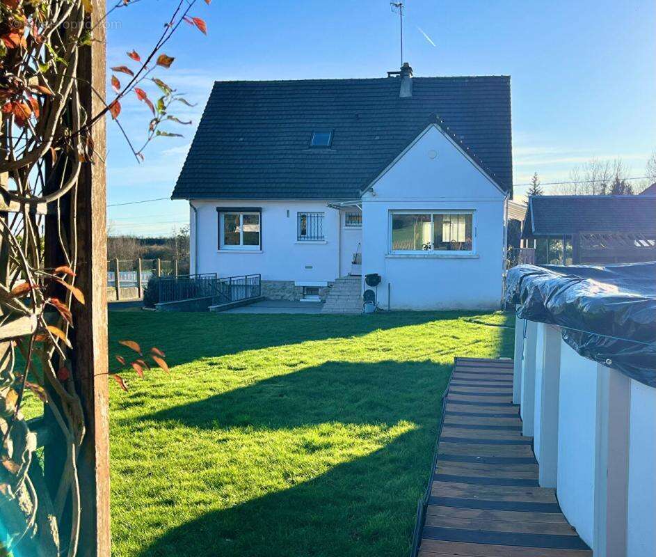 Maison à THOUROTTE
