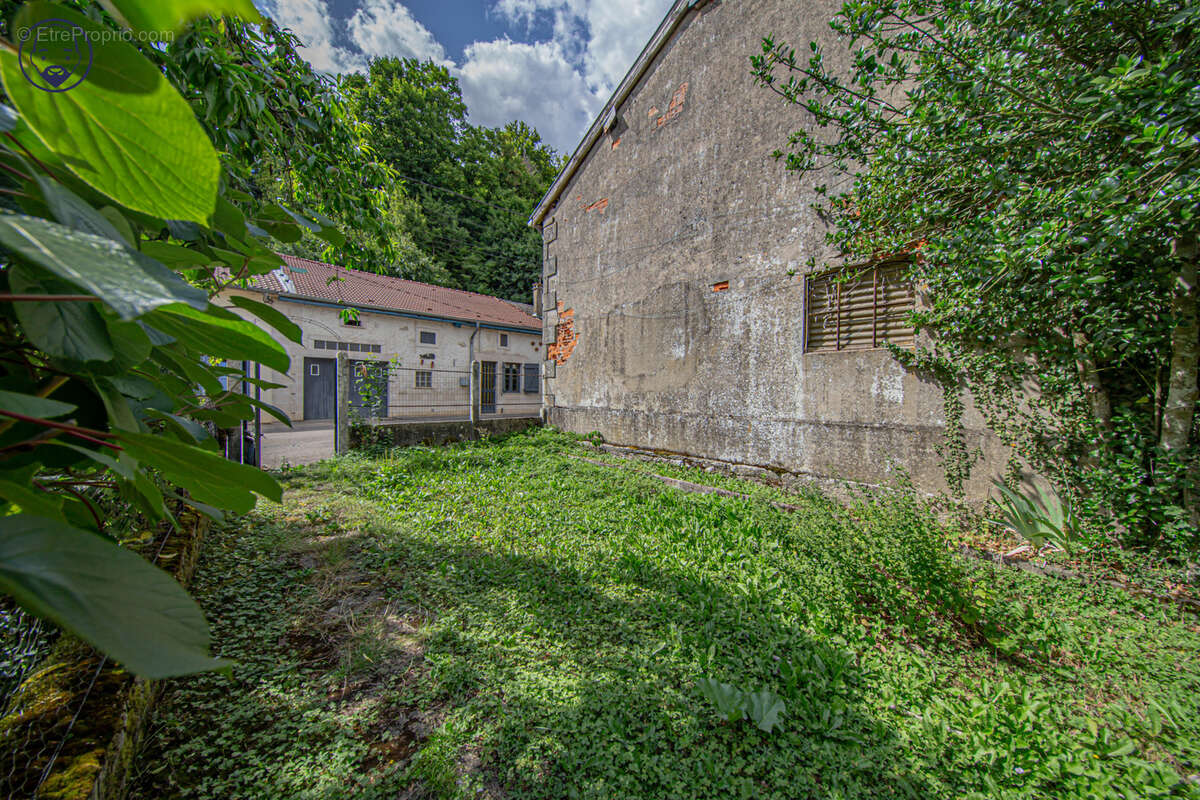 Maison de village a conforter proche ligny en barrois - photo 2