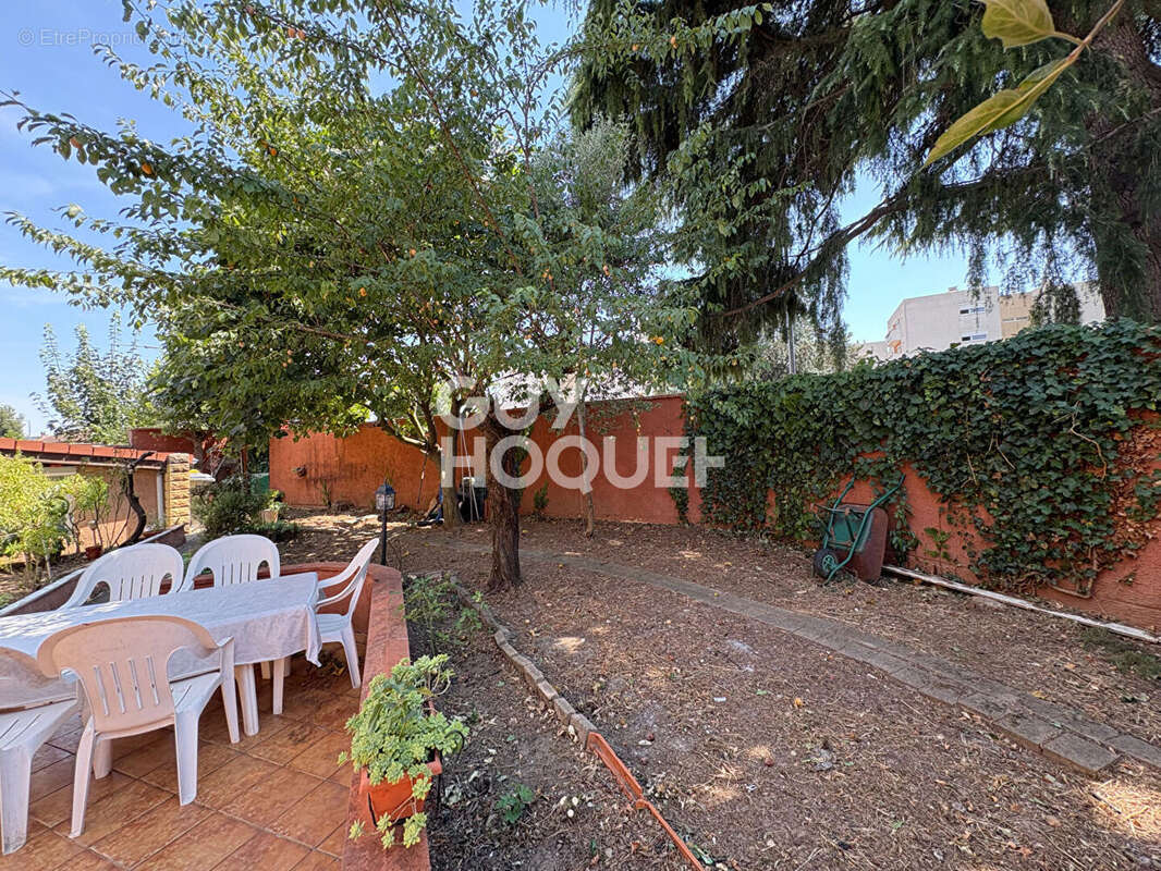 Maison Type 5 de 120m² avec garage et jardin sur la commune de Saint-Fons - photo 5