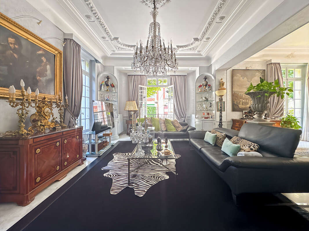 Maison à MANTES-LA-JOLIE