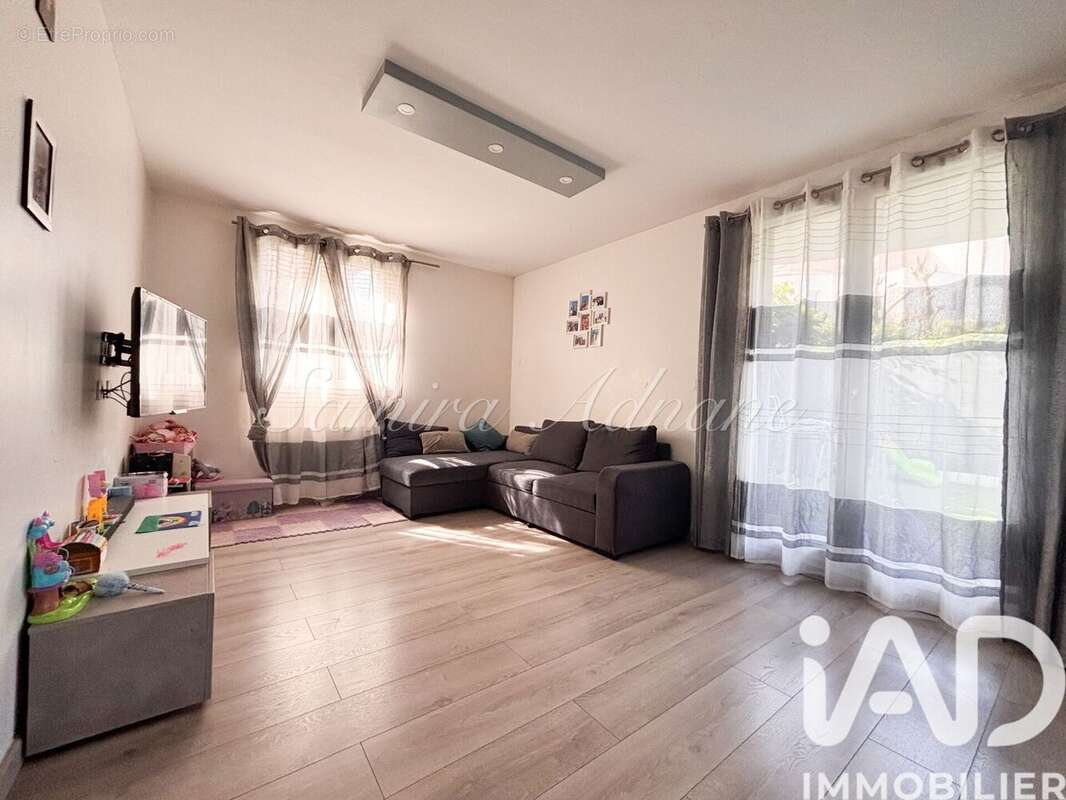 Photo 7 - Appartement à SAINT-OUEN-L'AUMONE