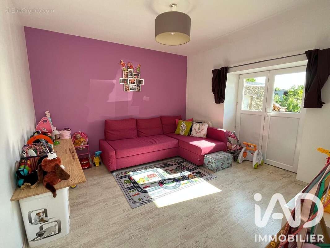 Maison 189 m² à Miniac-Morvan  - photo 9