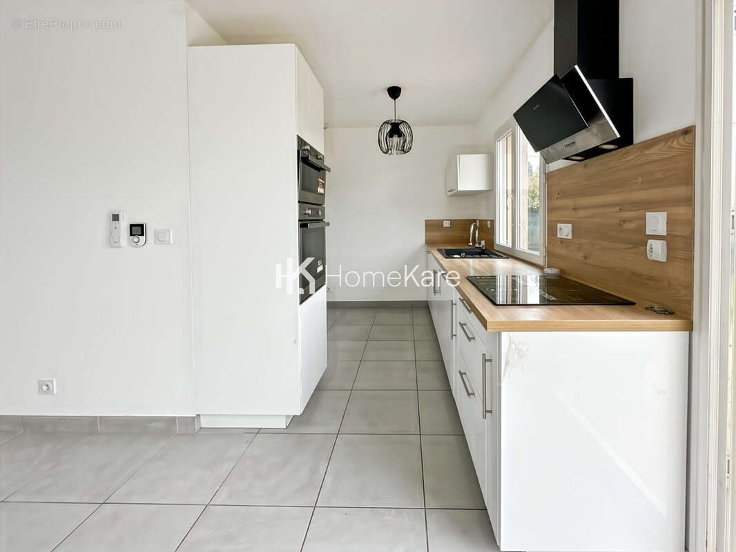 Maison 100 m² à Carbonne  - photo 4