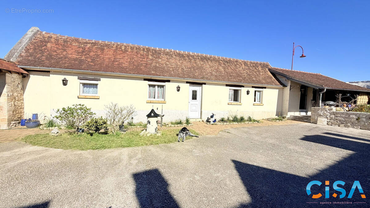 Maison à SAINT-MARTIN-LONGUEAU
