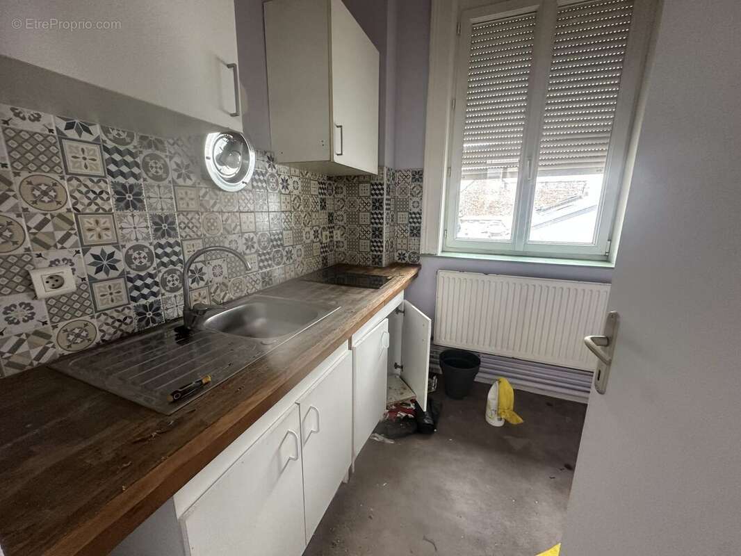 Appartement 340 m² à Roubaix  - photo 2