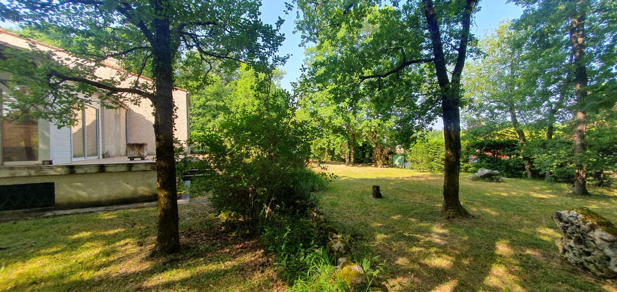 Maison à VOEUIL-ET-GIGET