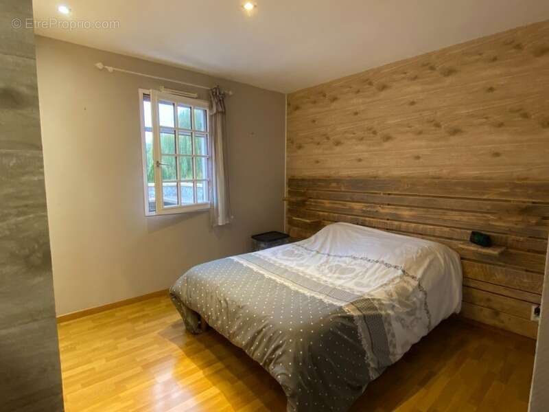 Maison à SAINT-GERMAIN-DE-LIVET