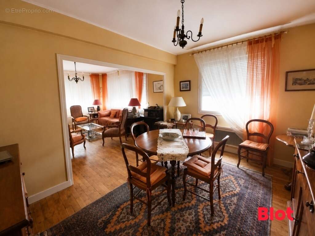 Maison 223 m² à Saint-Malo  - photo 2
