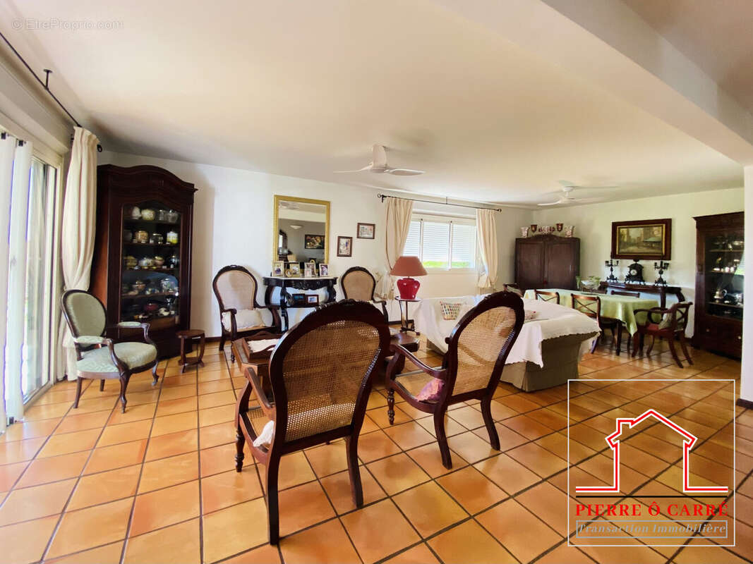 Maison à SAINT-DENIS