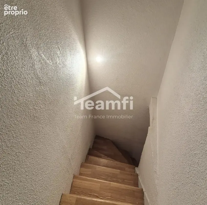 Maison 2 pièces 70 m² à vendre à La Monnerie-Le-Montel (63650) - photo 7