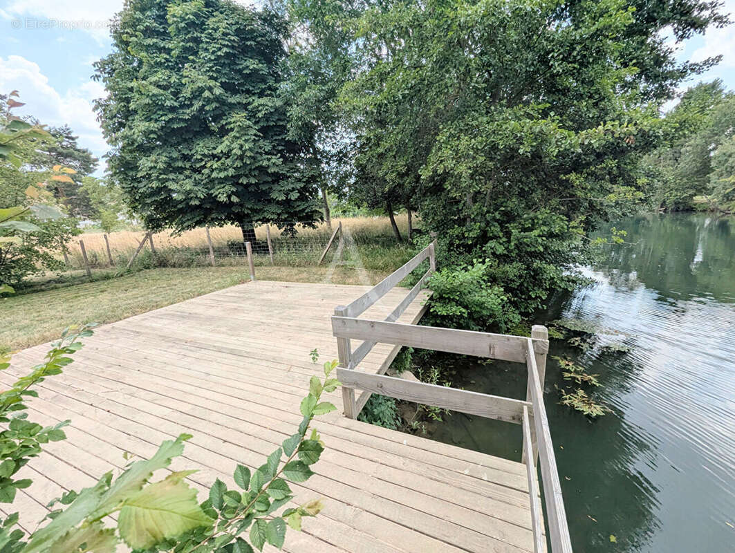 Maison  écologique à Chasseneuil Du Poitou 5 pièce(s) 100 m2 - photo 8