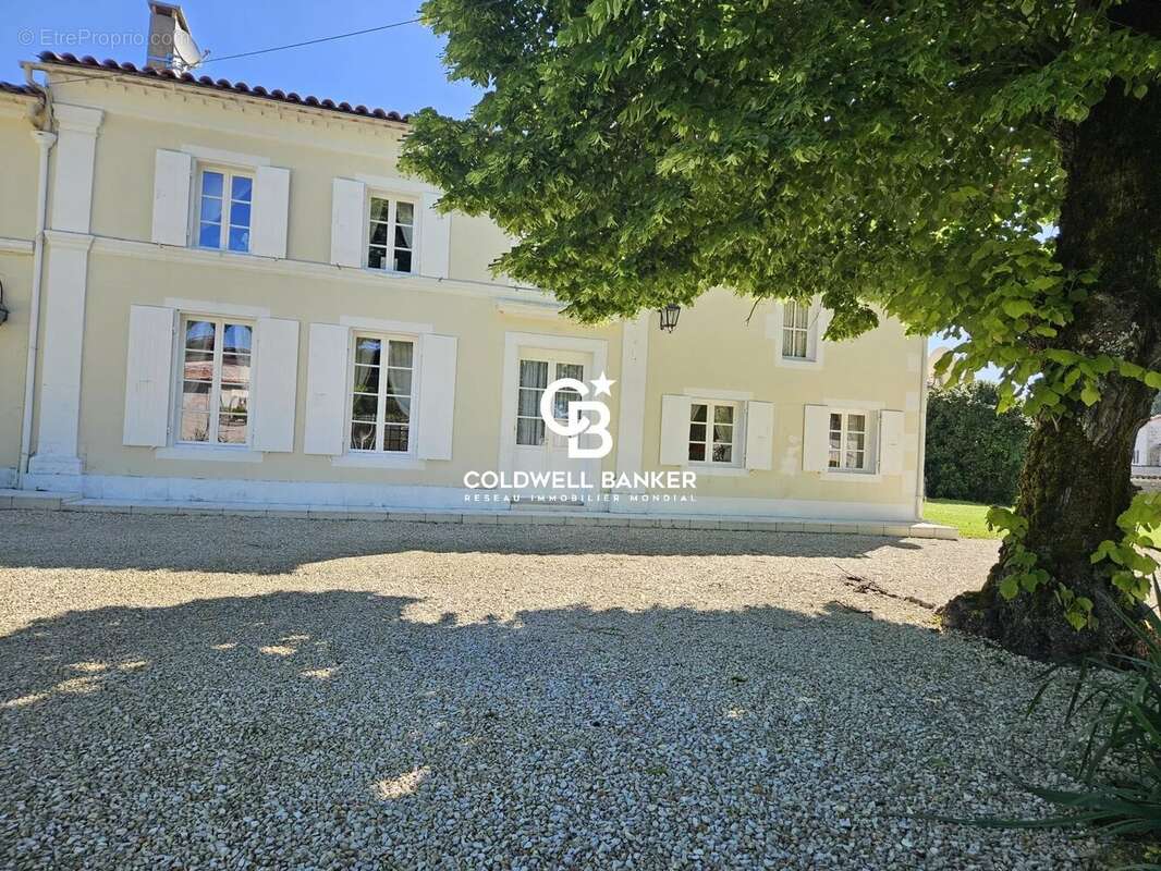 Maison à MIGRON