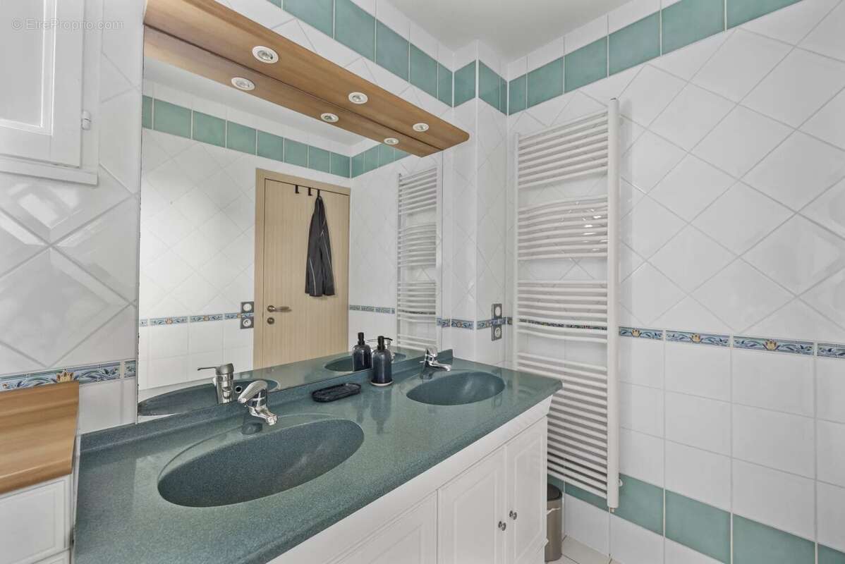 Maison à LAGNY-SUR-MARNE