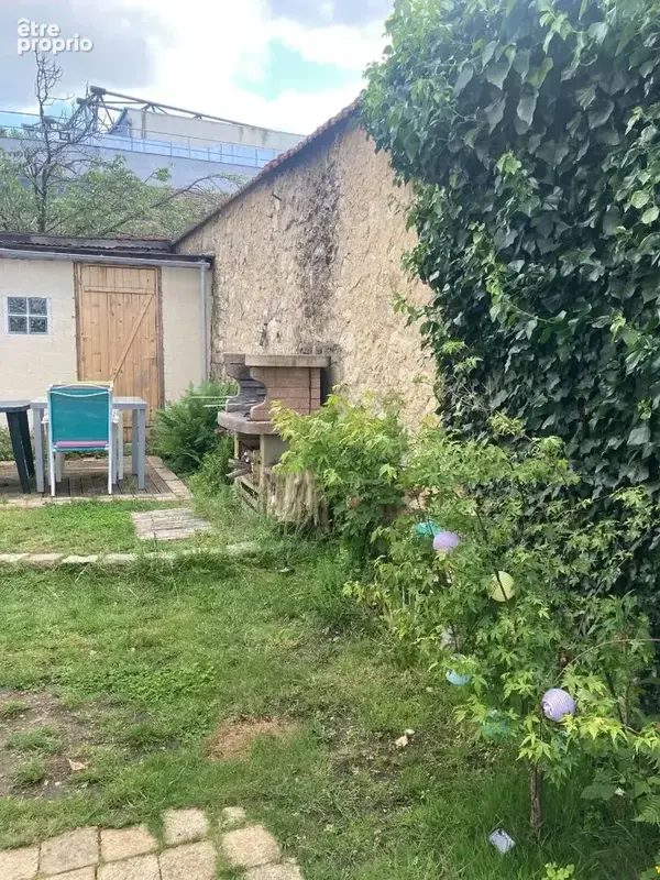 Appartement T1 à vendre à Marly le Roi - Centre, proche gare et commodités - photo 5