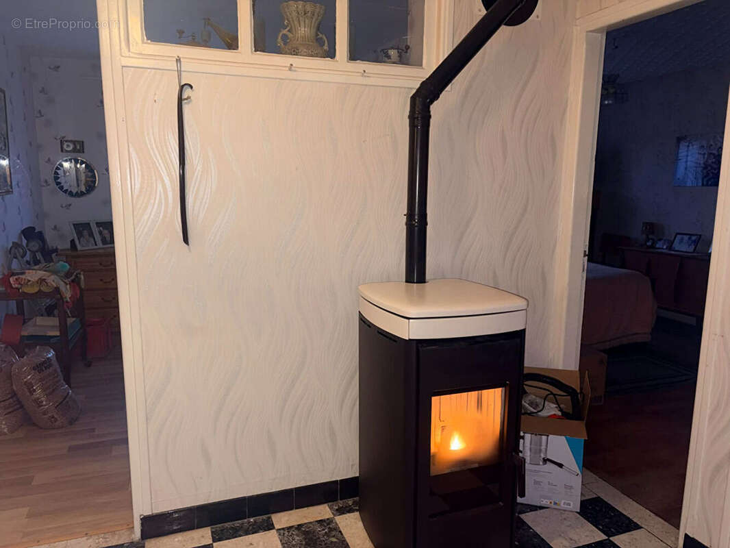 Maison à SAINS-RICHAUMONT