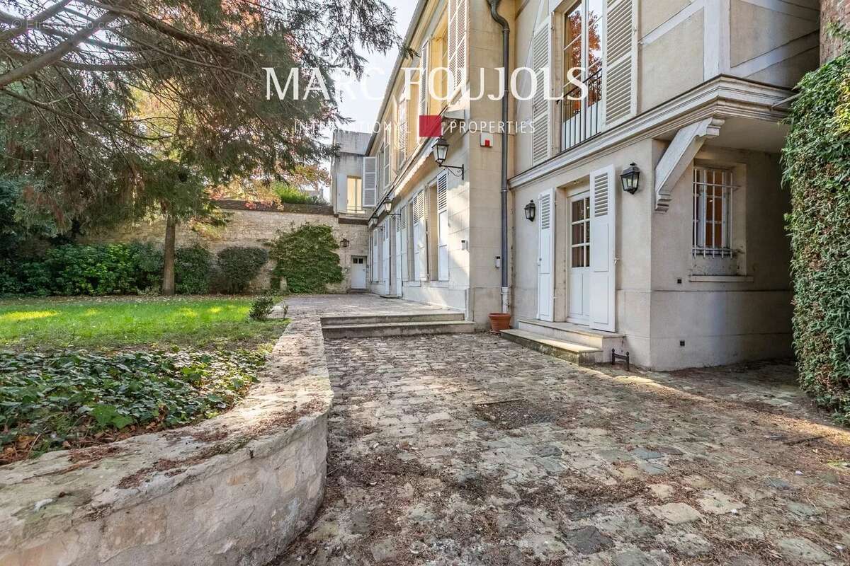 Maison à COMPIEGNE