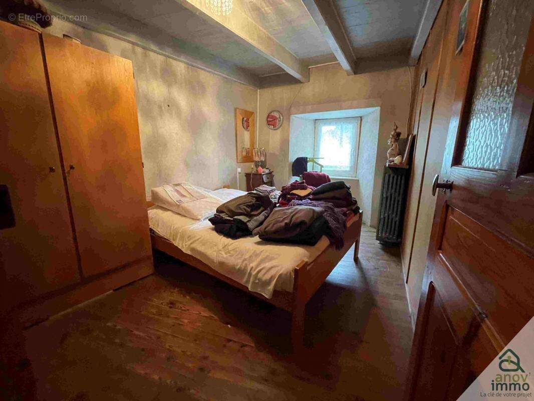 Maison à NEUVEGLISE