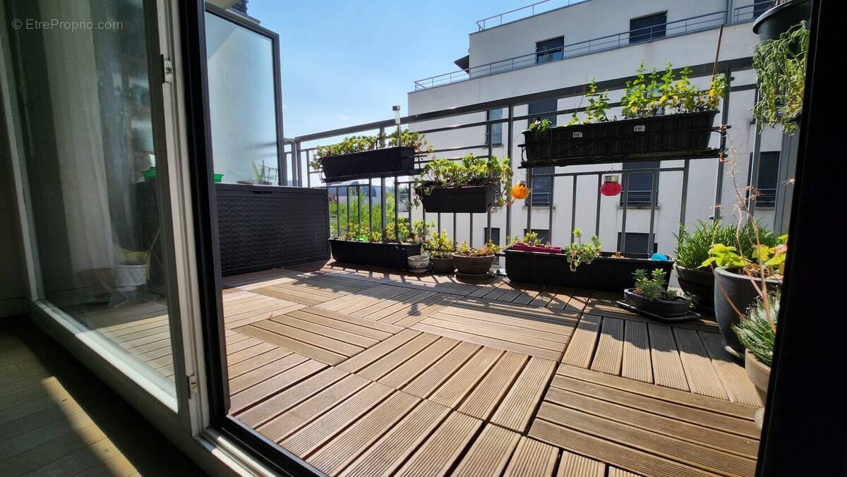 Appartement à MAISONS-ALFORT