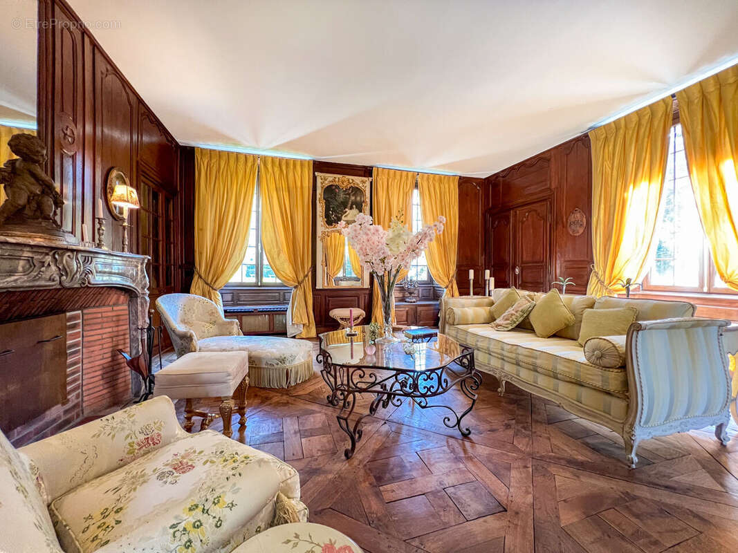 Maison à SAINT-PIERRE-DU-REGARD