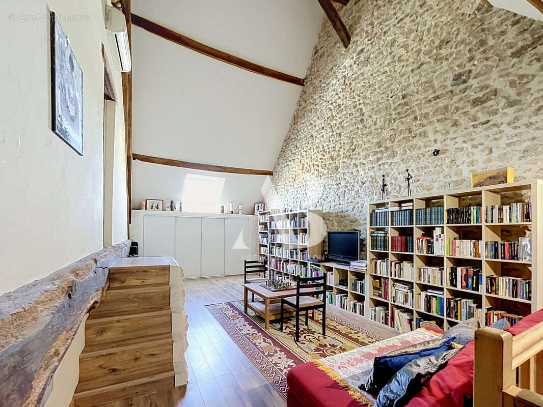 Maison à GASTINS
