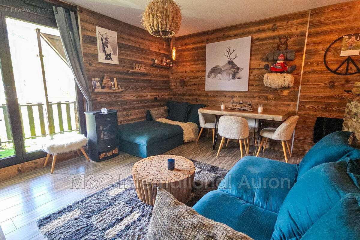 Appartement à SAINT-ETIENNE-DE-TINEE