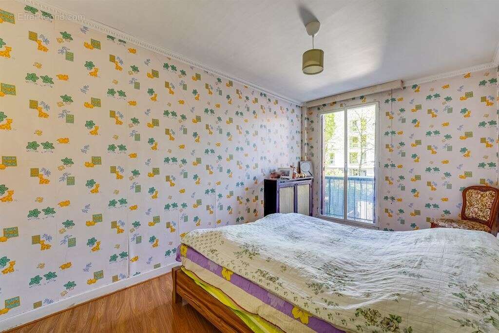 Appartement à PARIS-20E