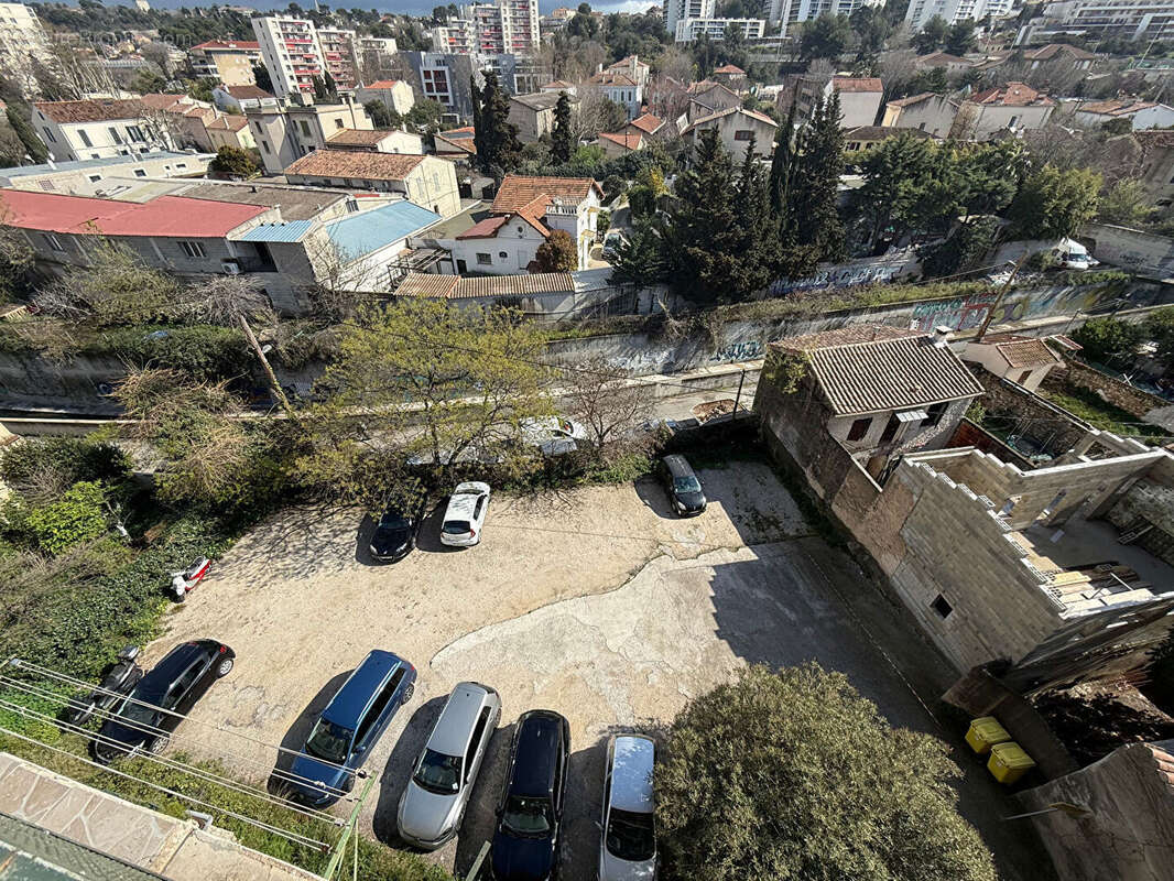 Appartement à MARSEILLE-13E