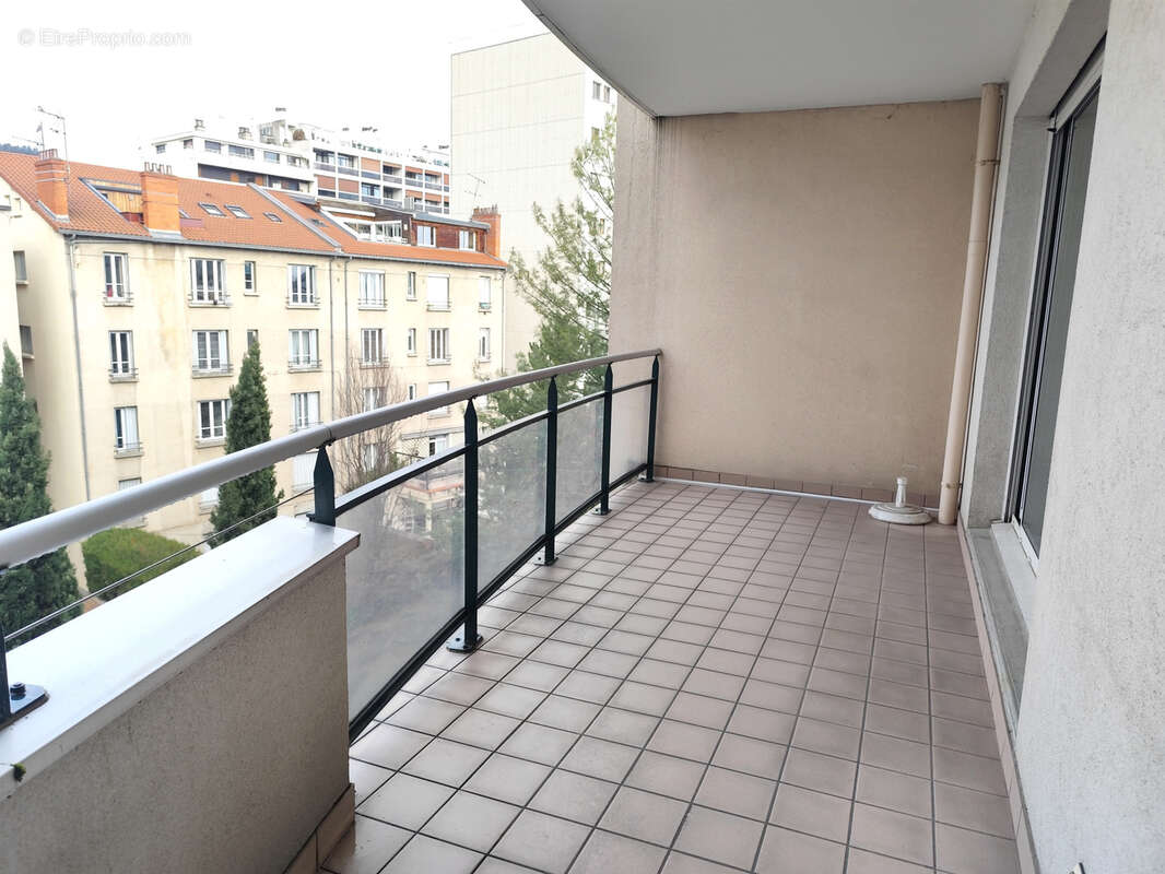 Appartement à CHAMALIERES