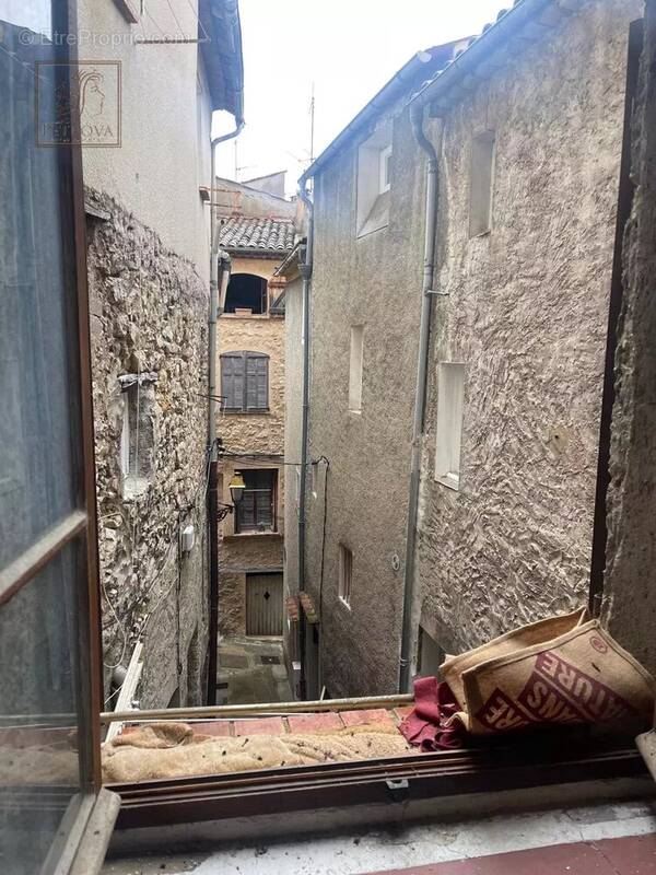 Appartement à LE BAR-SUR-LOUP