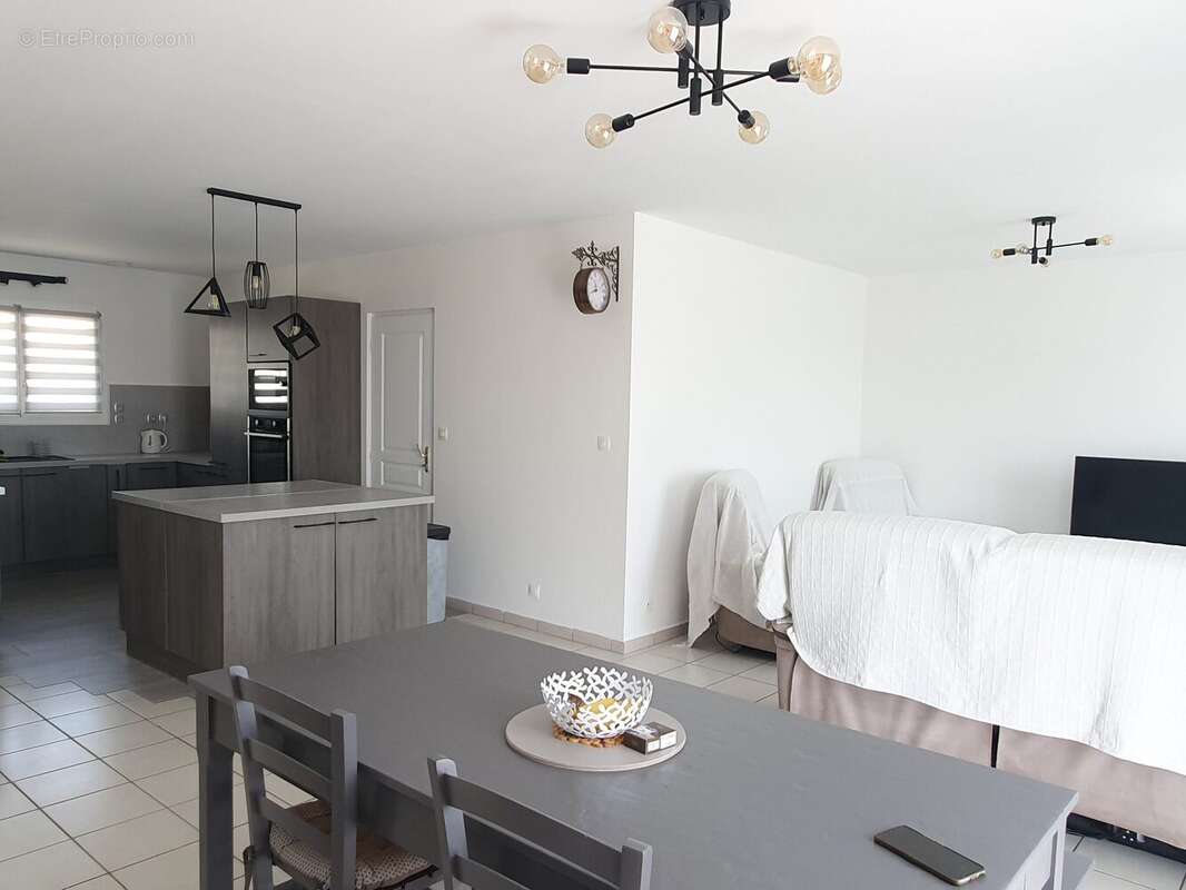 Maison à BOUTENAC-TOUVENT