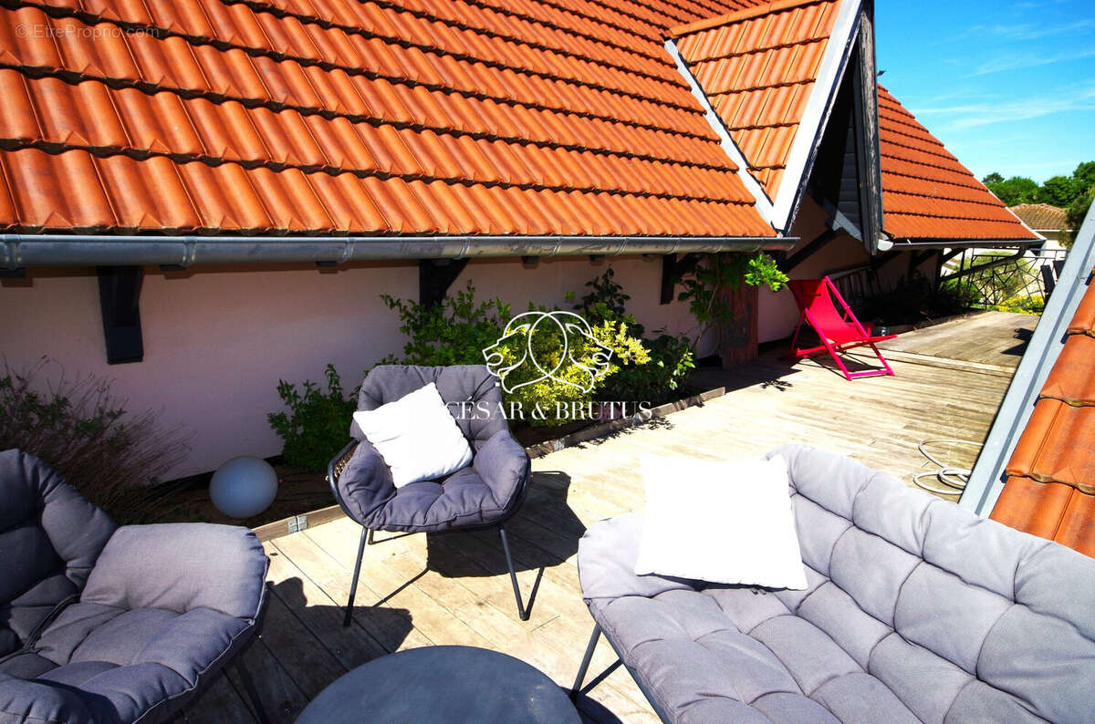 Appartement à LENTILLY