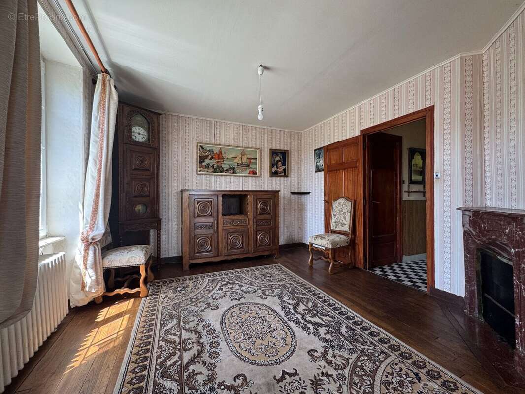 Maison à RIEC-SUR-BELON