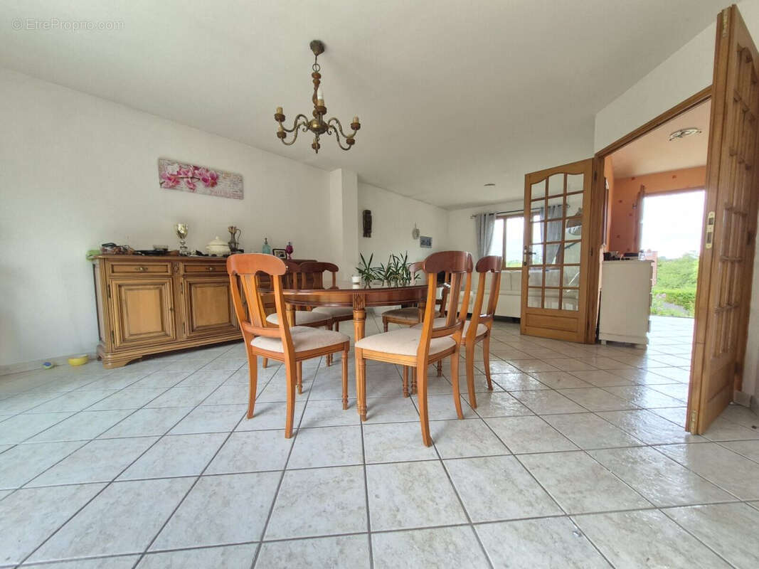 Maison à BOUVIGNY-BOYEFFLES