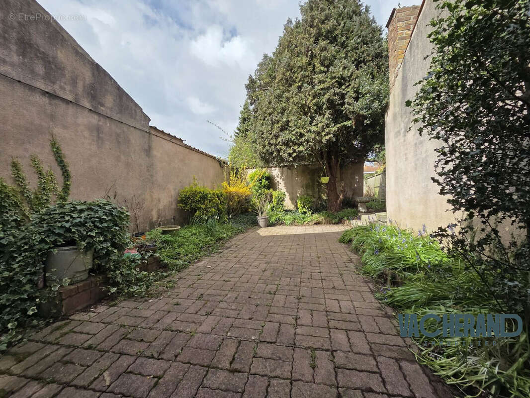 Maison à BAILLEUL