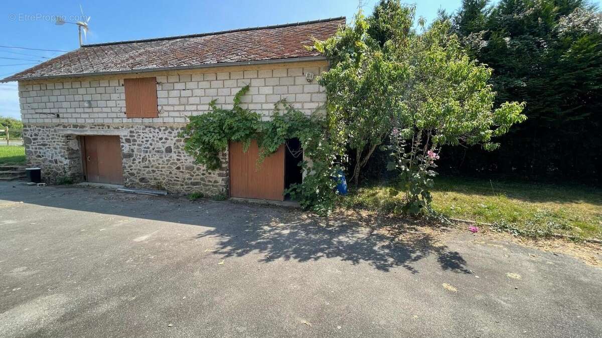 Photo 4 - Maison à SAINT-GEORGES-BUTTAVENT
