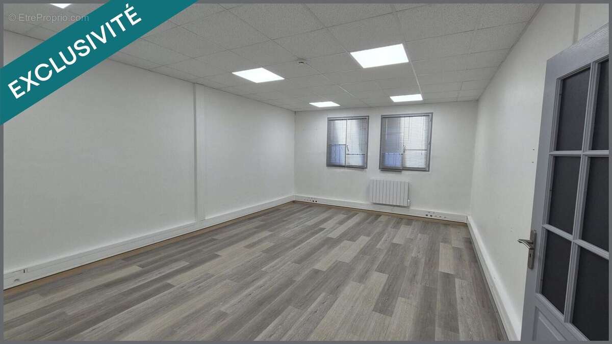 Photo 4 - Commerce à AUMONTZEY