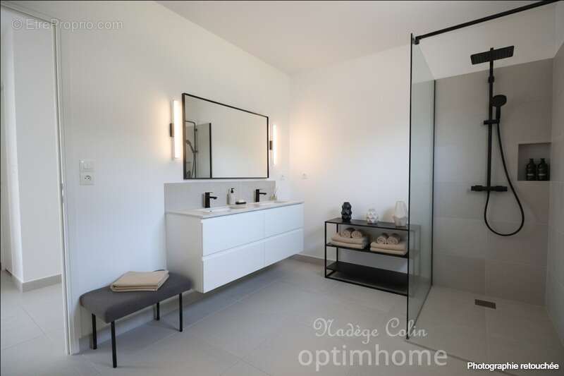 Maison à SAINT-REMY-LES-CHEVREUSE