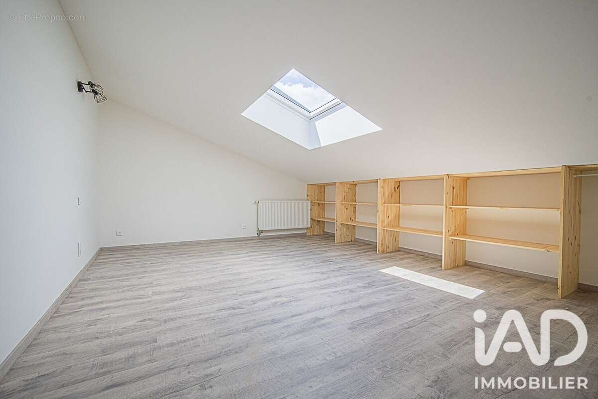 Maison 170 m² à Verdun  - photo 9