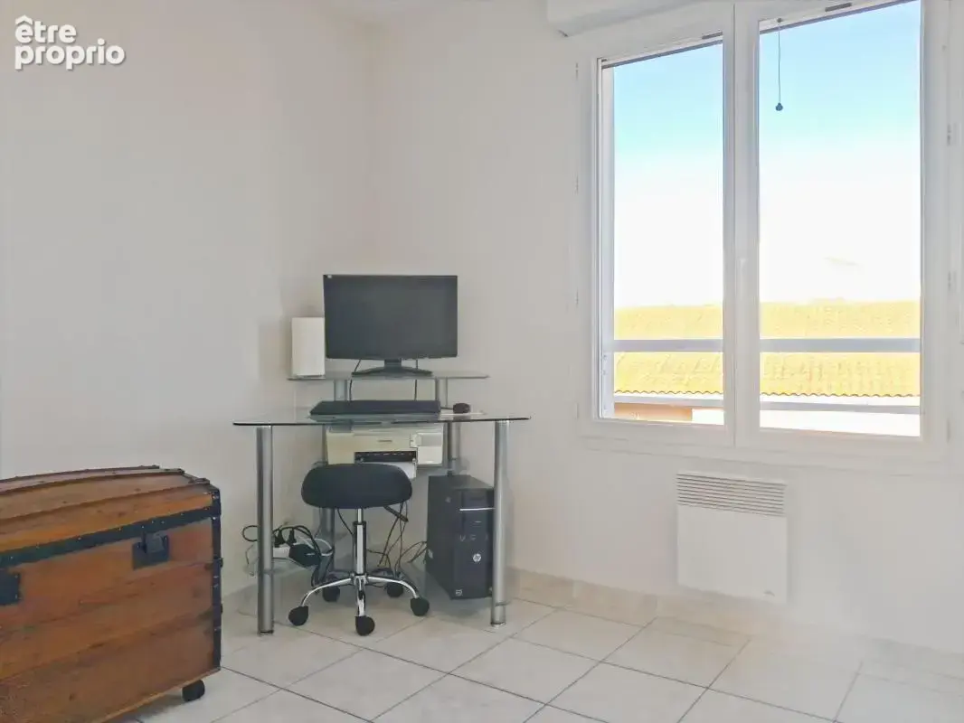 Vente maison à Marseillan avec jardinet, garage et parking en résidence sécurisée - photo 8