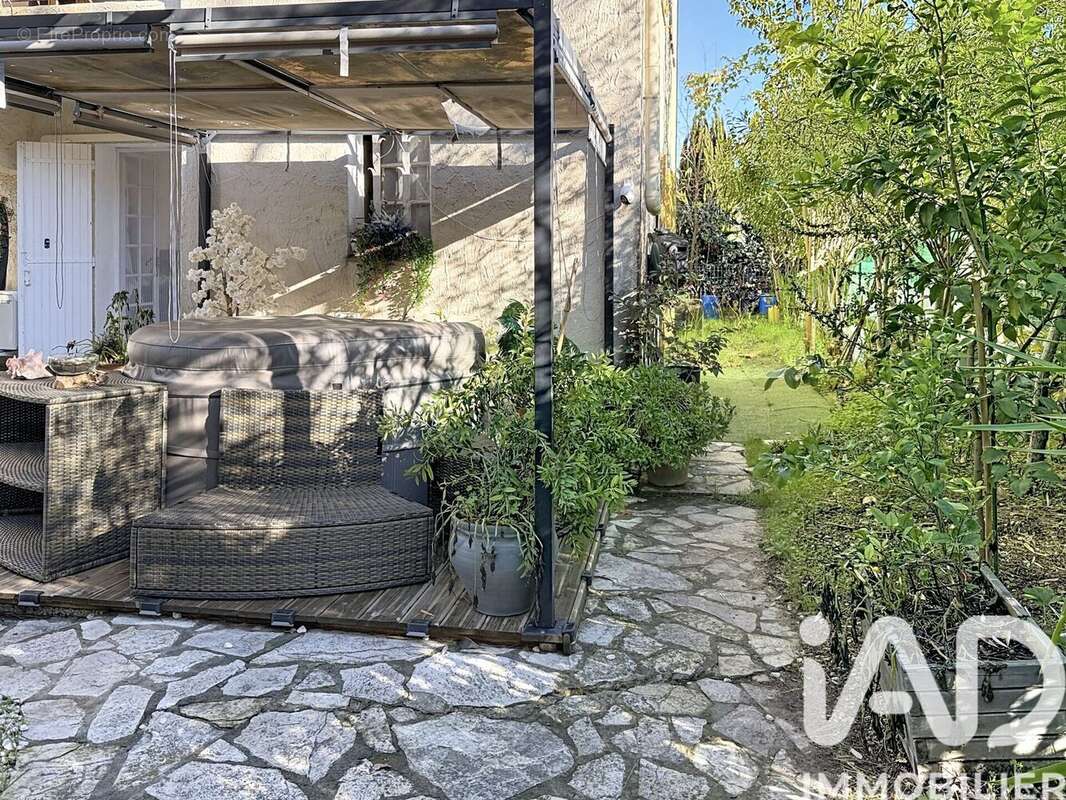 Photo 3 - Appartement à LE BEAUSSET