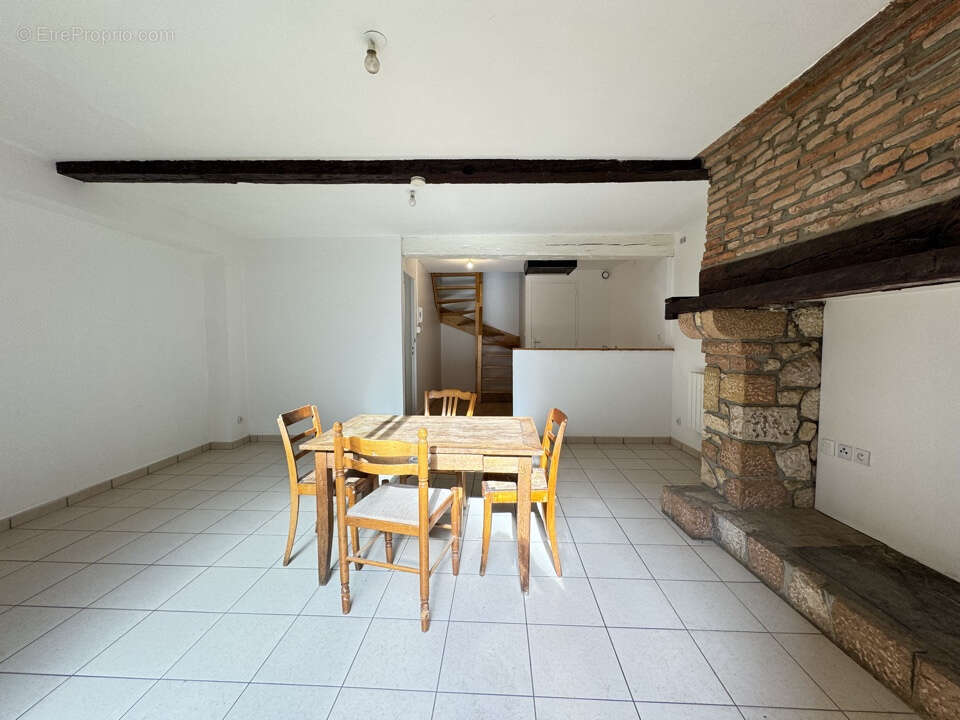 Villa t3 en duplex 85 m2 avec jardin + studio en souplex de 49 m2 (134 m2 de surface utile) - photo 5