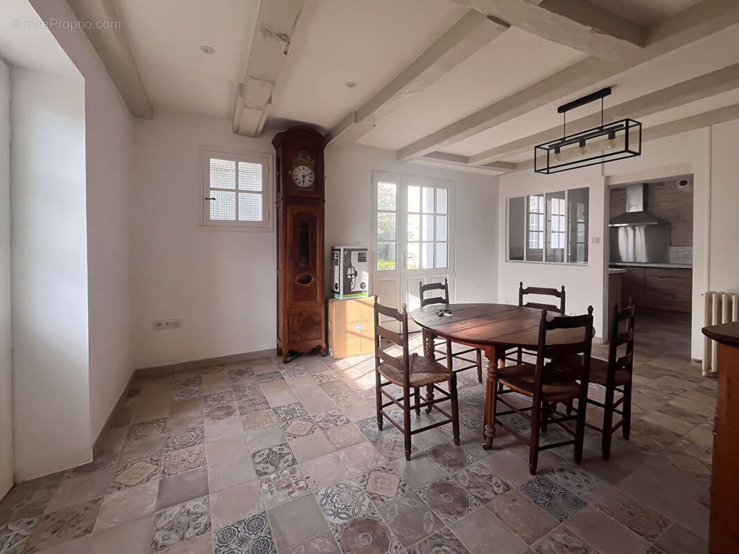 Maison à SAINT-XANDRE