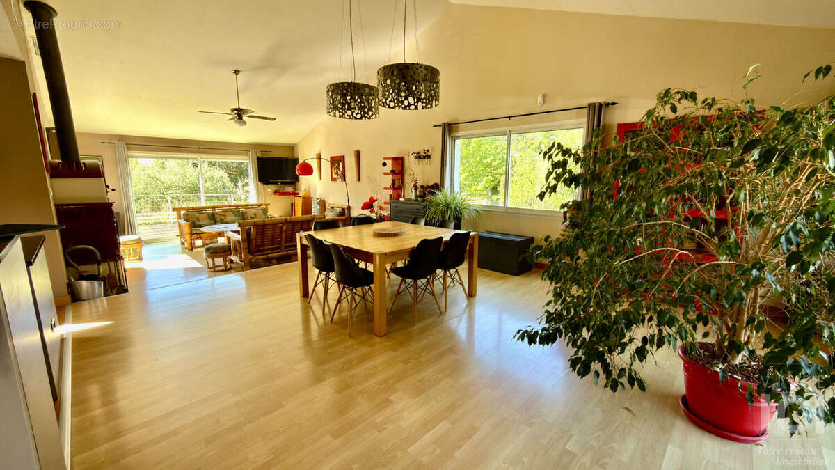 Maison à PETIT-MARS