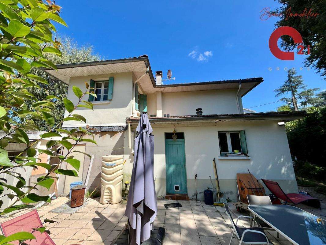 Maison 115 m² à Tarbes  - photo 8