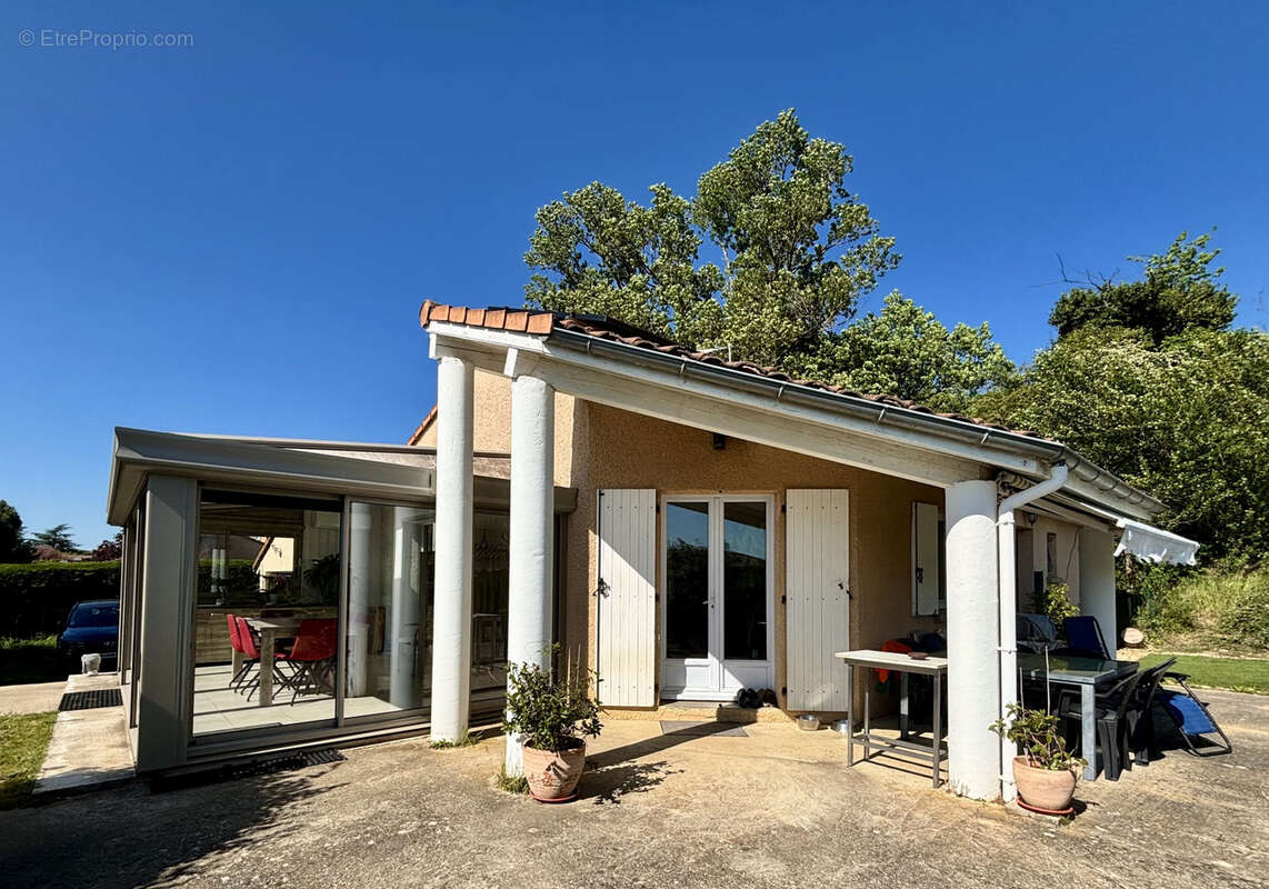 MARGÈS Maison individuelle de plain-pied de 108 m2 sur un terrain 2591 m2 - photo 3