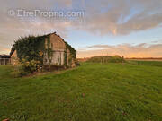Parking à TALMONT-SAINT-HILAIRE