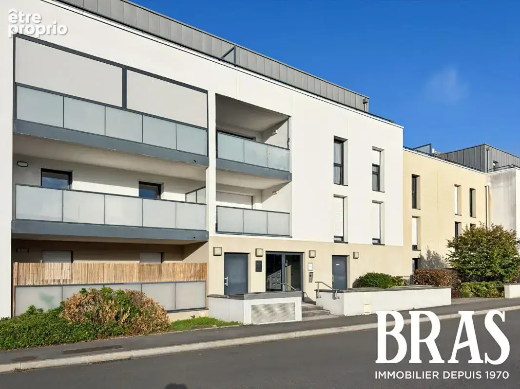 Vertou - t3 + balcon + parking - photo 12