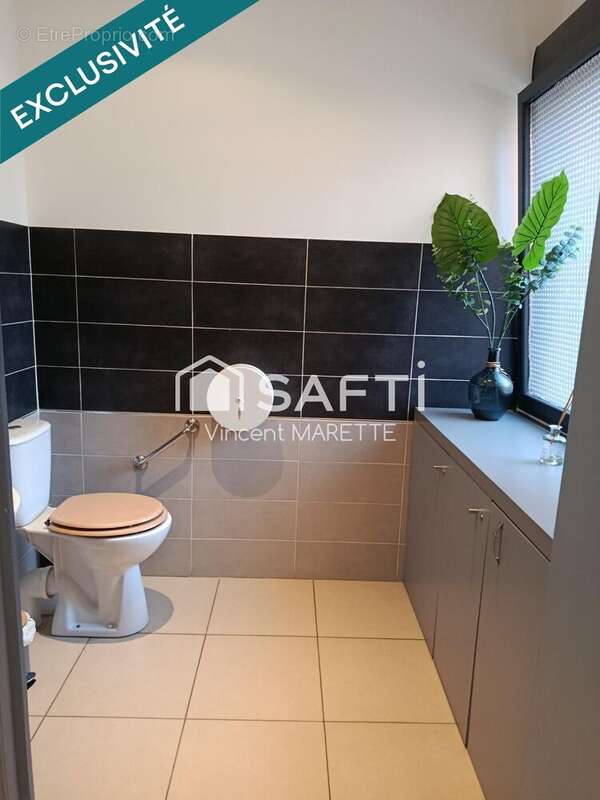 Photo 8 - Commerce à SAINT-CEZAIRE-SUR-SIAGNE