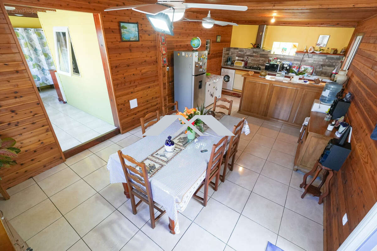 Maison à PETITE-ILE