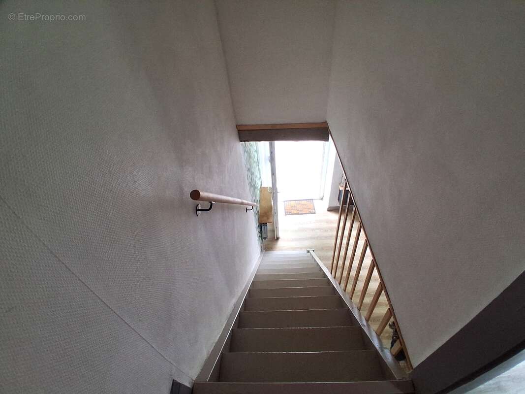 Maison à VOUJEAUCOURT